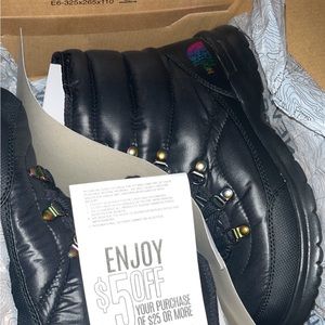 North face boots cozy inside